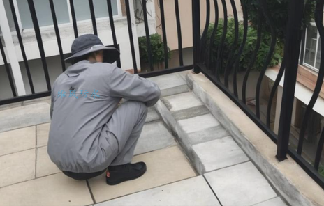 家庭陽(yáng)臺(tái)防水漏水補(bǔ)漏維修